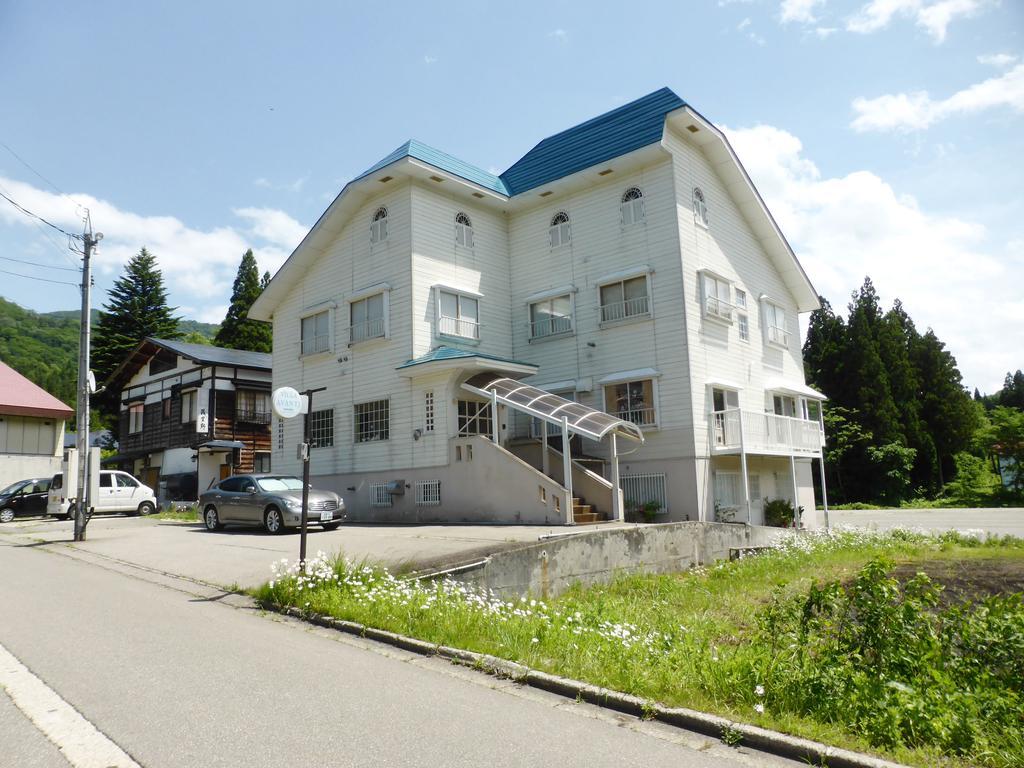 Готель Kagura House Юдзава Екстер'єр фото